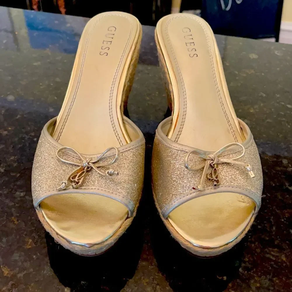 GUESS 9.5 Cork Jute Espadrilles EUC